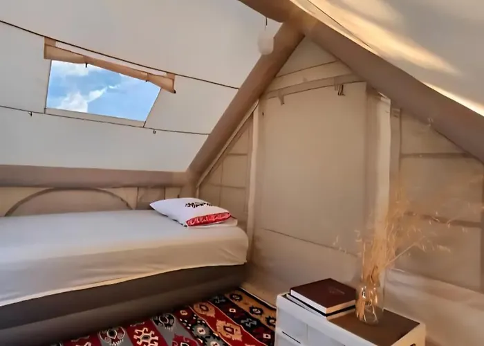 Cimarte The Path Luxury tent Lukove